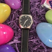 Men's Quartz Wristwatch Black Leather Strap Silver Case Analog