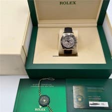 Rolex Cosmograph Daytona 116515LN – Rose Gold with Sundust Baguette Diamond Dial