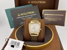 Accutron Legacy 521 2SW7A002 Silver Dial Gold Tone Steel Box Papers