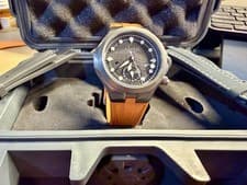 Arken Watch Alterum 1122 Titanium GMT - 42mm Canvas. 3 Arken straps included