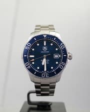 Tag Heuer Aquaracer 300M Caliber 5 WAN2111