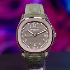 Patek Philippe Aquanaut Khaki Green Box & Papers 2022 5168G-010