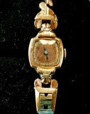 Rare Vintage 14K Pink Gold Woman's Bulova Woman's Wrist Watch  17 Jewel