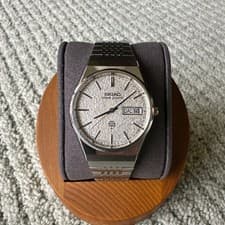 SEIKO Grand Quartz 9943-8020 Watch Twin