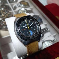 Seiko 5 Sports Speedtimer 6139-6030 Automatic Chronograph 1970 Red Black Bezel V