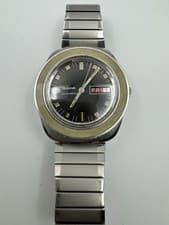 BULOVA SKYSTAR WORLD TIME AUTO 1969 WATCH RUNS 17 JEWEL