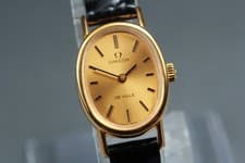 [Near MINT] OMEGA Deville Hand Winding Gold dial 18mm Women's Watch From JAPAN