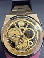 Movado Bold Quest Chrono Tachymeter Gold 40mm Watch 3601185 MINT CONDITION W Box