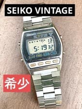 Seiko A547-5030 Rare Quartz Digital Watch 33mm x 38mm Used Excellent Condition