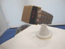 Vtg Bulova Computron Men LED Gold Tone Quartz Digital 31mm Watch"N6" Works!