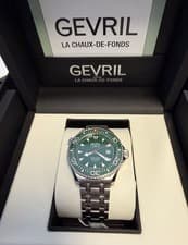Gervil Hudson Yards 48806 Green Dial Automatic Watch 43mm Swiss Made Full Set
