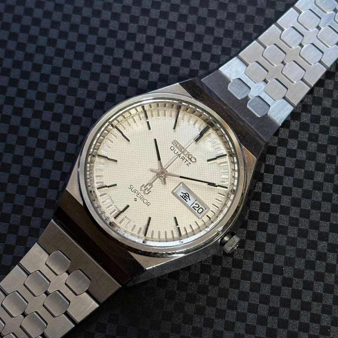SEIKO Superior Quartz 4883-1010 Vintage Watch 1975 - Engraved Back