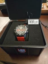 Luminox XS.3875.RB Automatic Master Carbon Seal Black Dial UNCUT RED STRAP 200M