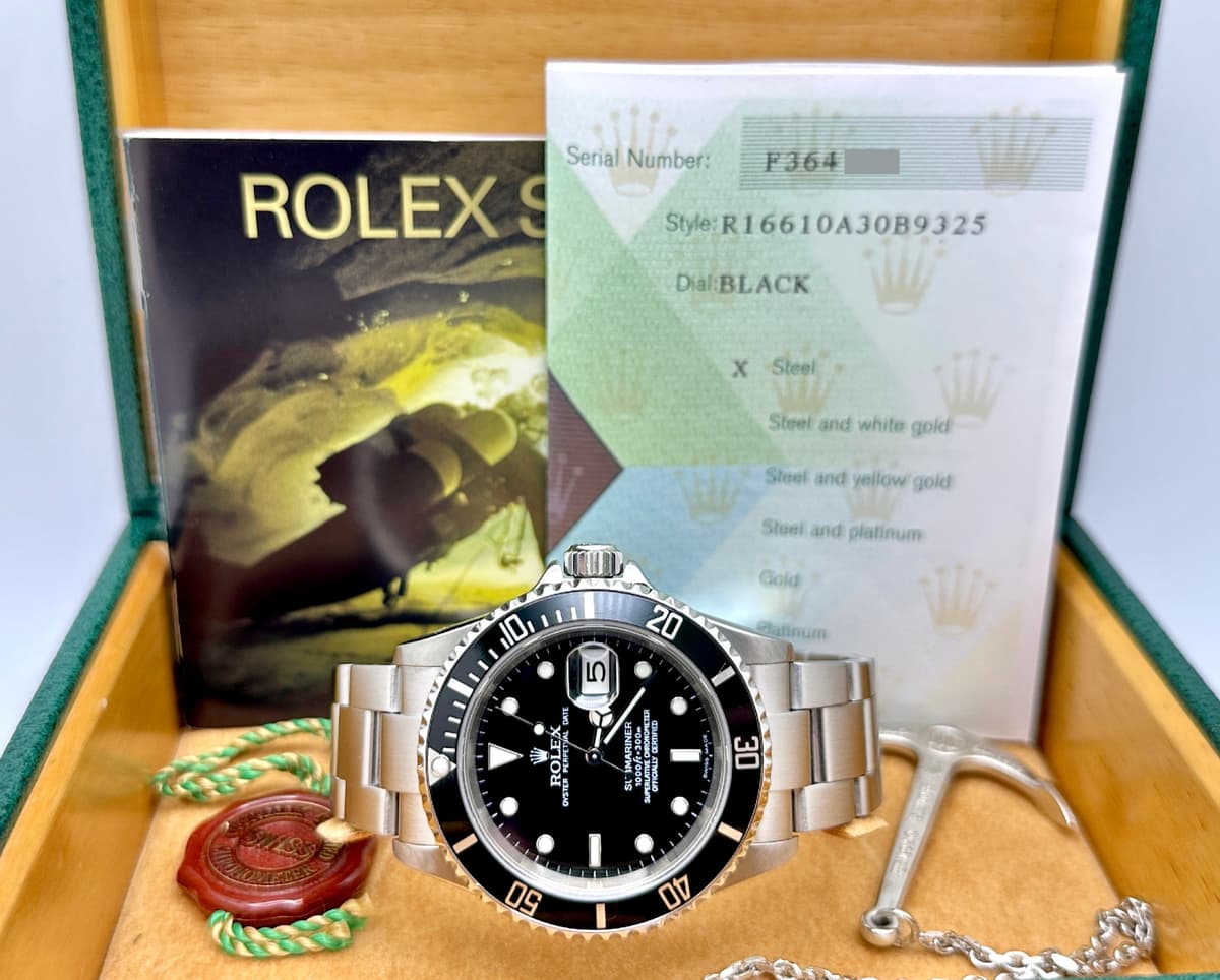 2005 Rolex Submariner Date 16610 40mm Black Stainless Steel Box Paper