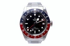 TUDOR Heritage Black Bay GMT 79830RB number AT full frame inner ion