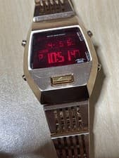 Seiko Alba AKA Darth Vader Gold Watch #QY9V1B