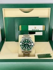Rolex Submariner Hulk Green Dial on Oyster 116610LV Complete 2015