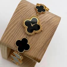 Van Cleef & Arpels Alhambra 26mm VCARO40R00 18K Yellow Gold Black Quartz Watch