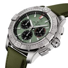 Breitling Avenger B01 Chronograph 44 Ref. AB0147101L1X1, Complete Unworn 2025