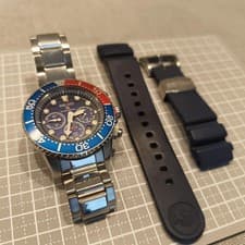 Seiko Prospex V175-0AD0 Solar Watch 20mm Silicone Band Used from Japan