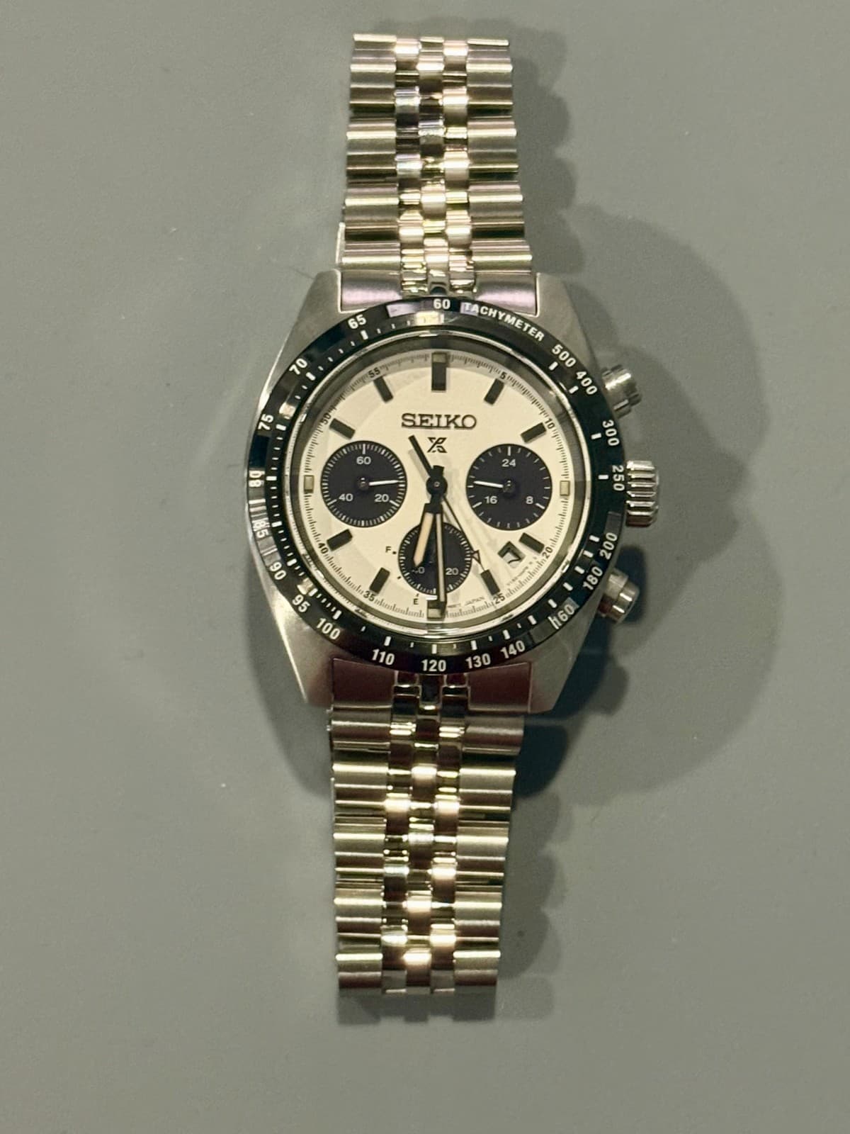 Seiko Solar Speedtimer SSC813 Men's Panda Dial White & Black Watch