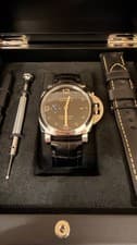 Panerai Luminor Men's Black Watch - PAM01359
