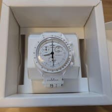 Omega x Swatch Snoopy MoonSwatch Mission to Moonphase New Moon White SO33B700