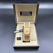 Vintage Seiko 9020 5100 NOS Mens Quartz Gold Tone Wristwatch 1 Diamond Indices