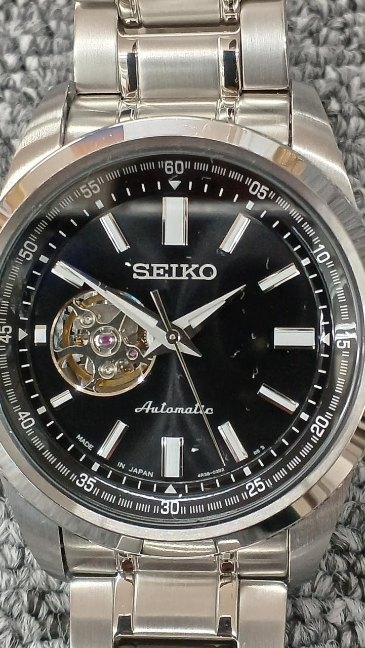 Automatic Wristwatch Model Number 4R38 02A0 SEIKO