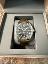 Hamilton Khaki Field Day Date H70535531  42mm Case Automatic Swiss Field Watch