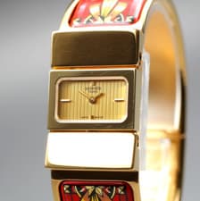 【N MINT】 Vintage HERMES LOQUET L01.201 Enamel Red Gold Tone Bangle Watch JAPAN