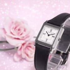 Tiffany & Co Classic Square Womens Quartz Watch 23x30mm wrist 17cm White