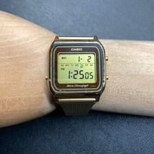 Rare intage Casio CASIO SA-70G Digital Gold Men's Watch