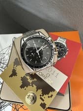 Men’s Vintage 1976 Omega Speedmaster Chrono Moon Watch 42mm Ref 145.022 ~ Papers
