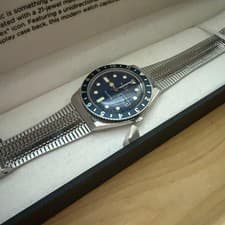 Import duty included for US buyers  Timex M79 Silver Watch Box Included