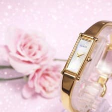 Gucci Good condition 1500L bangle watch shell wristwatch ,19937