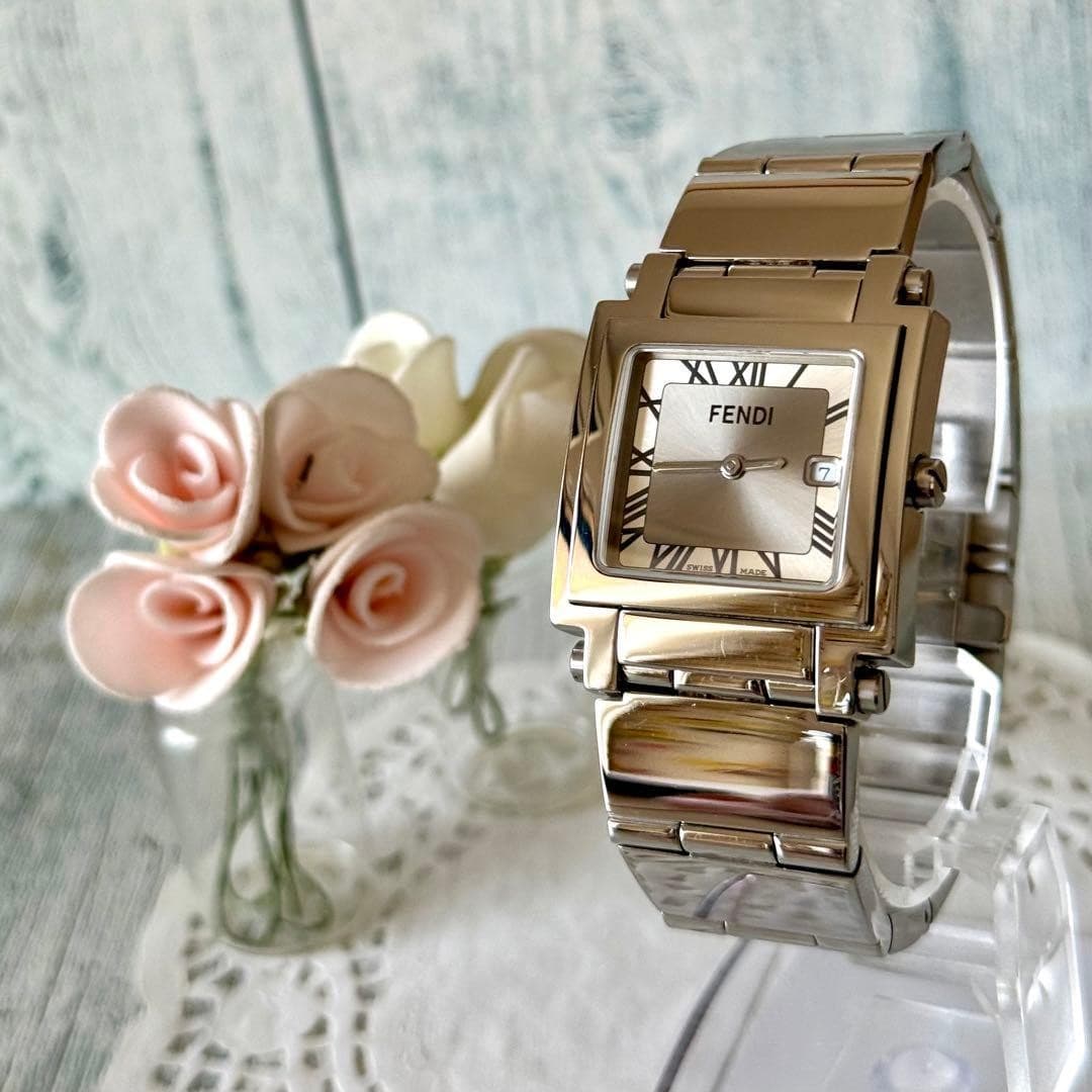 FENDI 6000G Wristwatch Square Silver Analog Dial Silver band New Battery