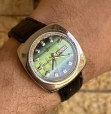 Vintage Jovial Automatic Watch Rare Green Dial 40mm Cushion Case Day Date Boxed