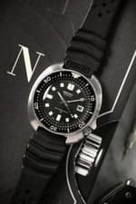 Seiko Captain Willard Ref. 6105-8110 Automatic, year 1975, black dial