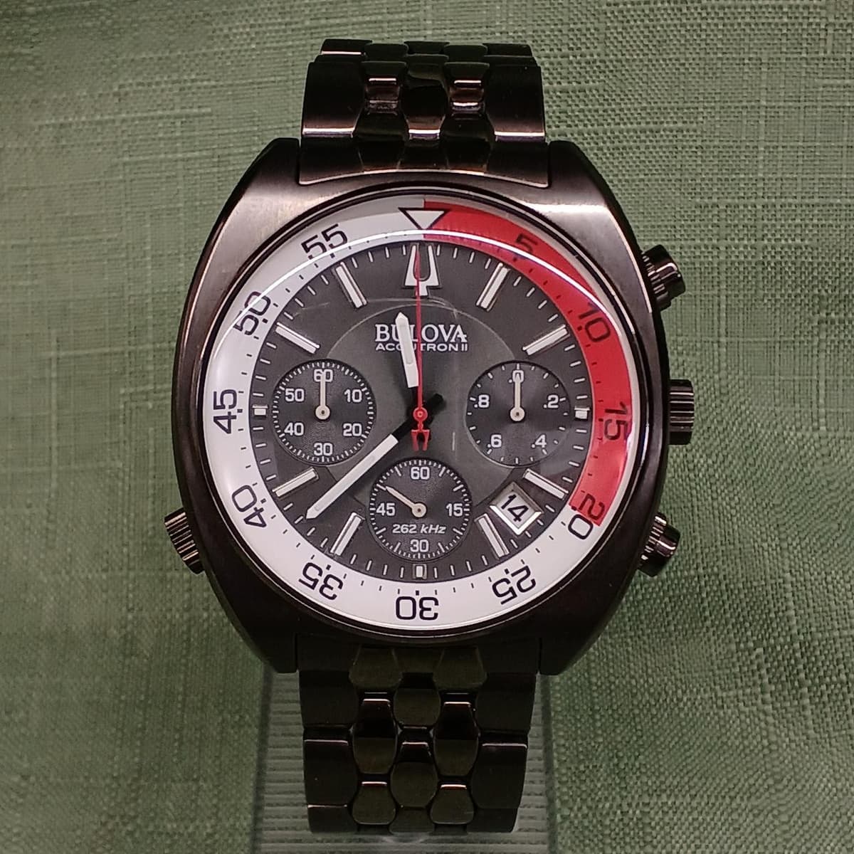 Quartz Model 98B253 BULOVA