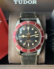TUDOR Black Bay 79220R Smiley Red Burgundy