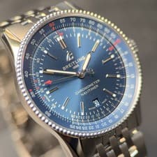 Breitling Navitimer Automatic 41 A17326 Complete Set Very Clean