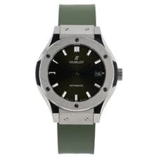 Hublot Classic Fusion Green Dial Titanium 38mm Auto Men's Watch - 565.NX.8970.LR
