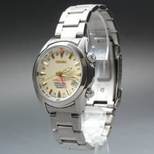 Near MINT Seiko Alpinist 8F56-00D0 SBCJ021 Ivory Titanium Date Quartz Mens Watch