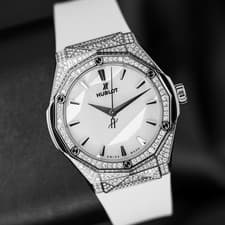 Hublot Classic Fusion White Brand New Box and Papers - 550.NS.2200.RW.1604.ORL20