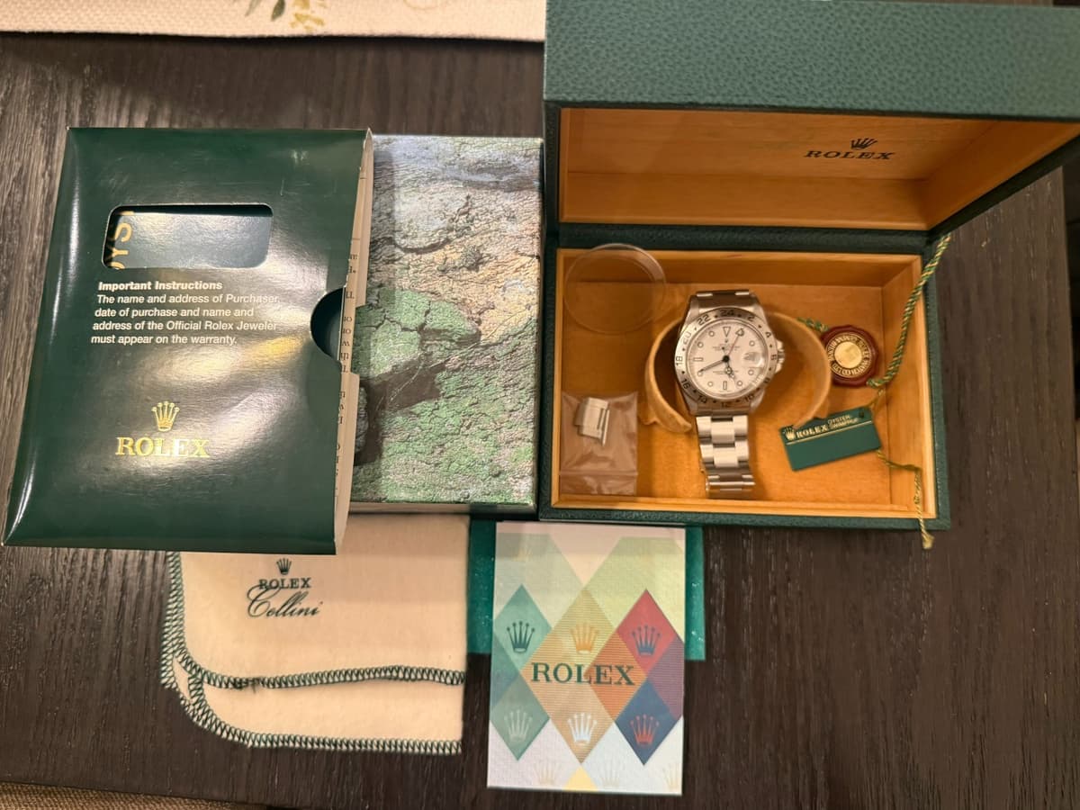 Rolex Explorer II 16570  Polar 40MM 2002 "Y" Serial  B/P