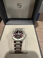 ORIS Aquis Date Relief 41.5mm Cherry Red, Box, Manual, Warranty card, full set