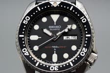 1979 *VINTAGE* SEIKO Diver 7548-7000 42mm Black Dial Quartz Men Watch From JAPAN