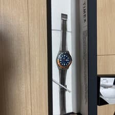 Import duty included for US buyers  Timex 1979 OG Color Watch  with Battery Exch