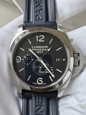 Panerai Luminor Men's Black Watch with Rubber Strap - PAM00321